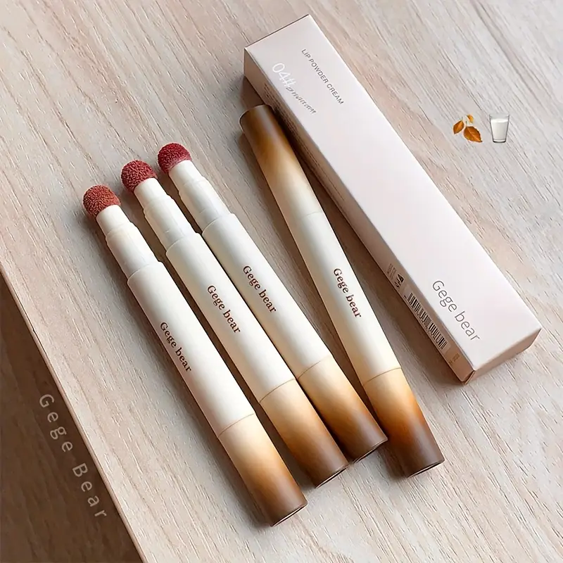 Помада с аппликатором-спонжем – стойкий цвет и мягкое нанесение