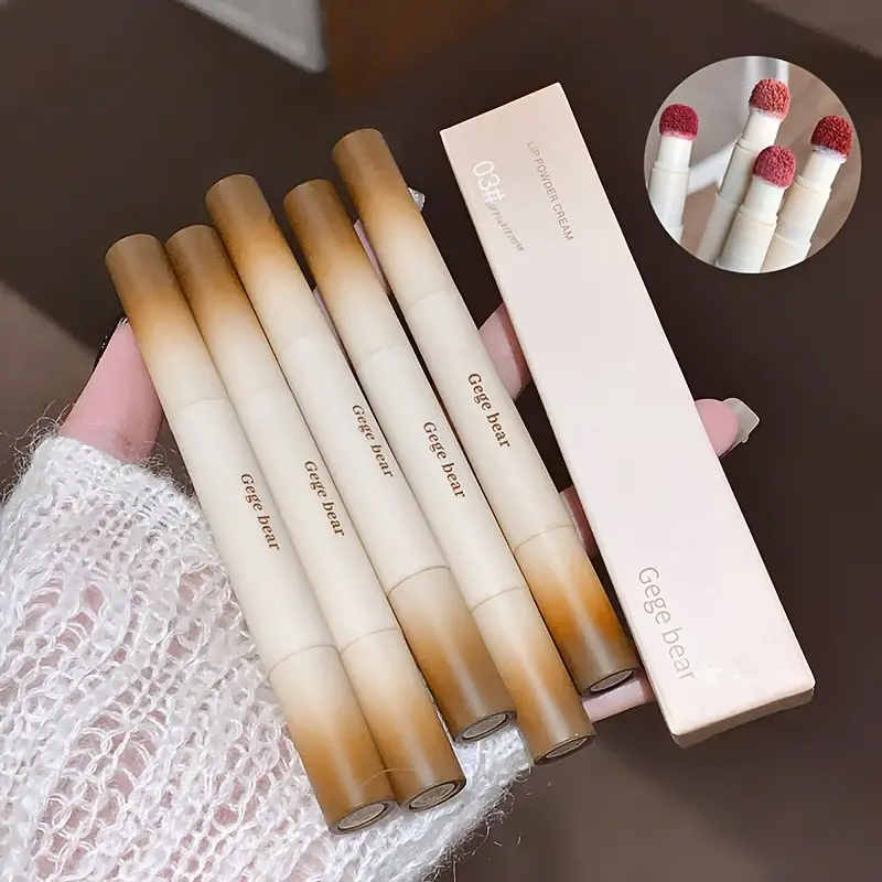 Помада с аппликатором-спонжем – стойкий цвет и мягкое нанесение