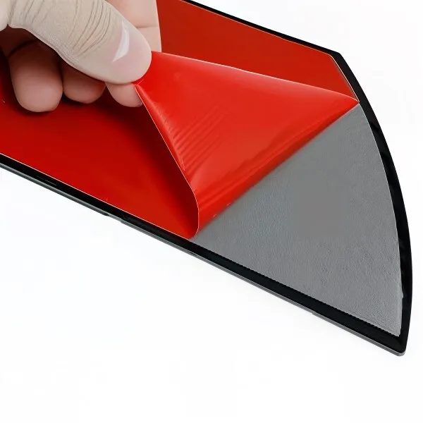 Накладка на порог багажника