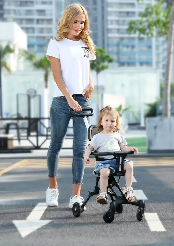 Ультралёгкая складная городская коляска