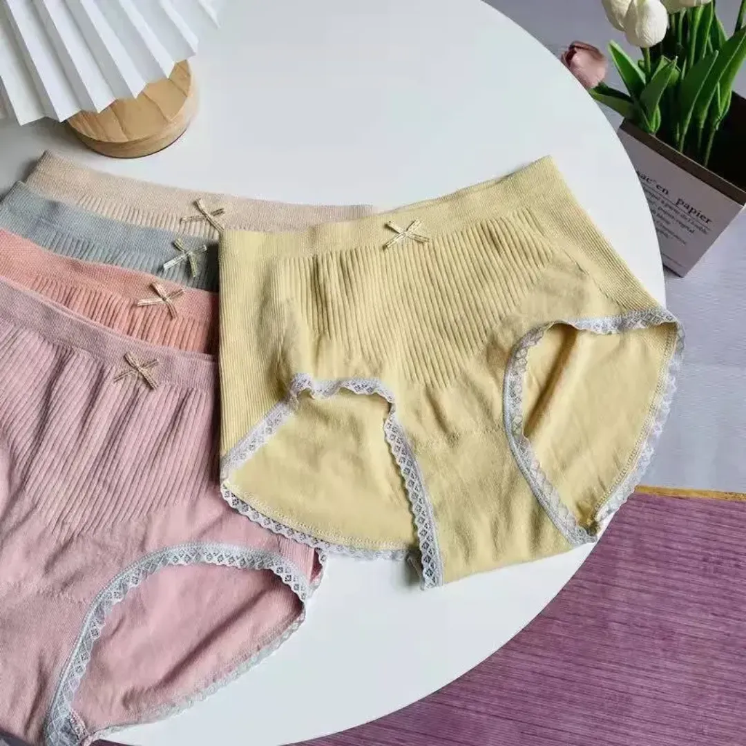 набор женских трусов