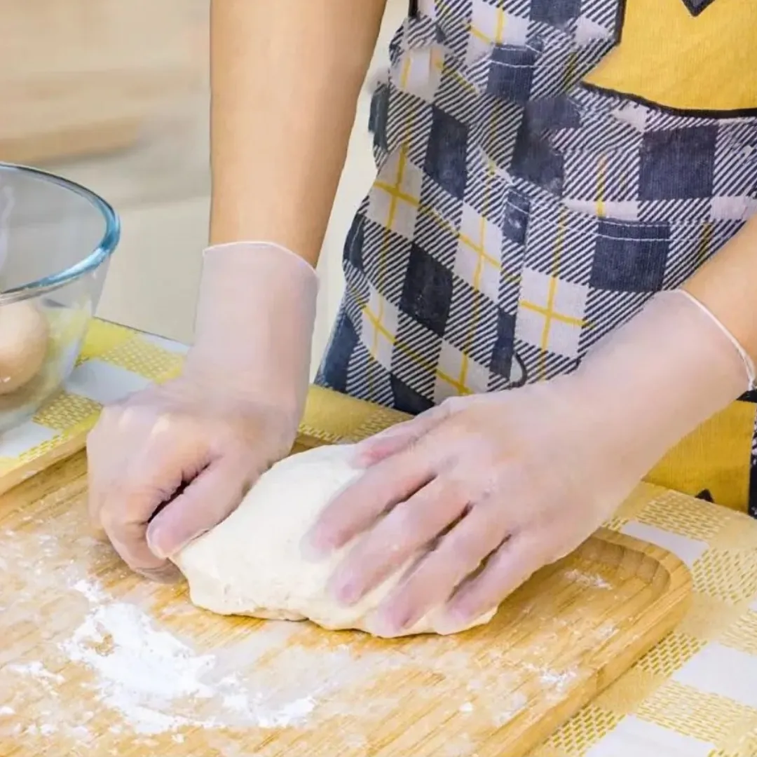 Одноразовые перчатки