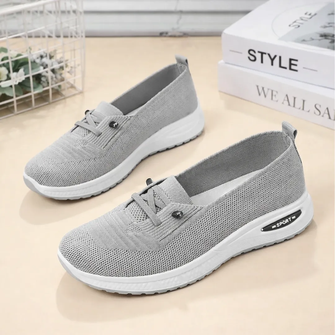 кроссовки женские