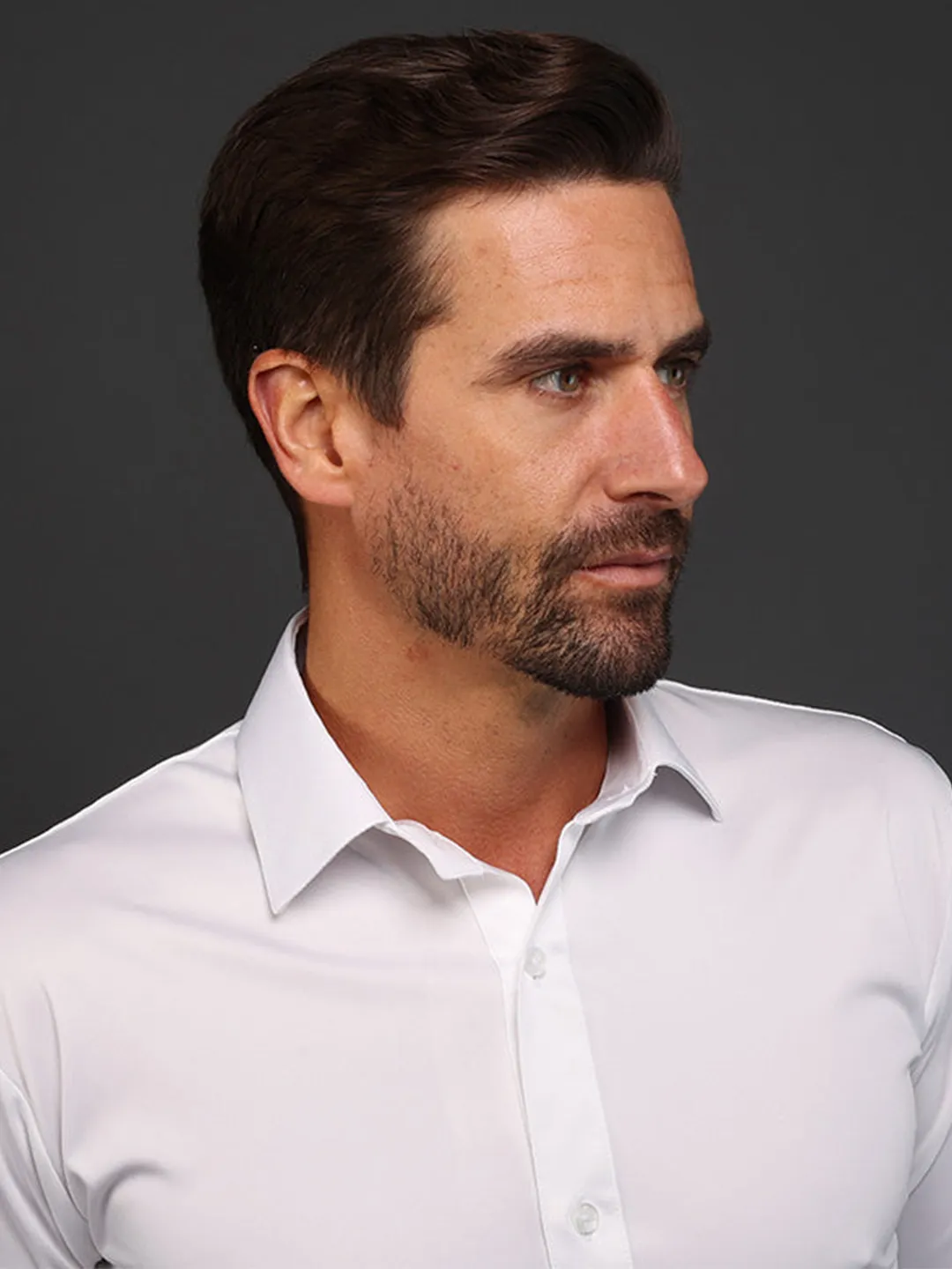 Эластичная мужская рубашка