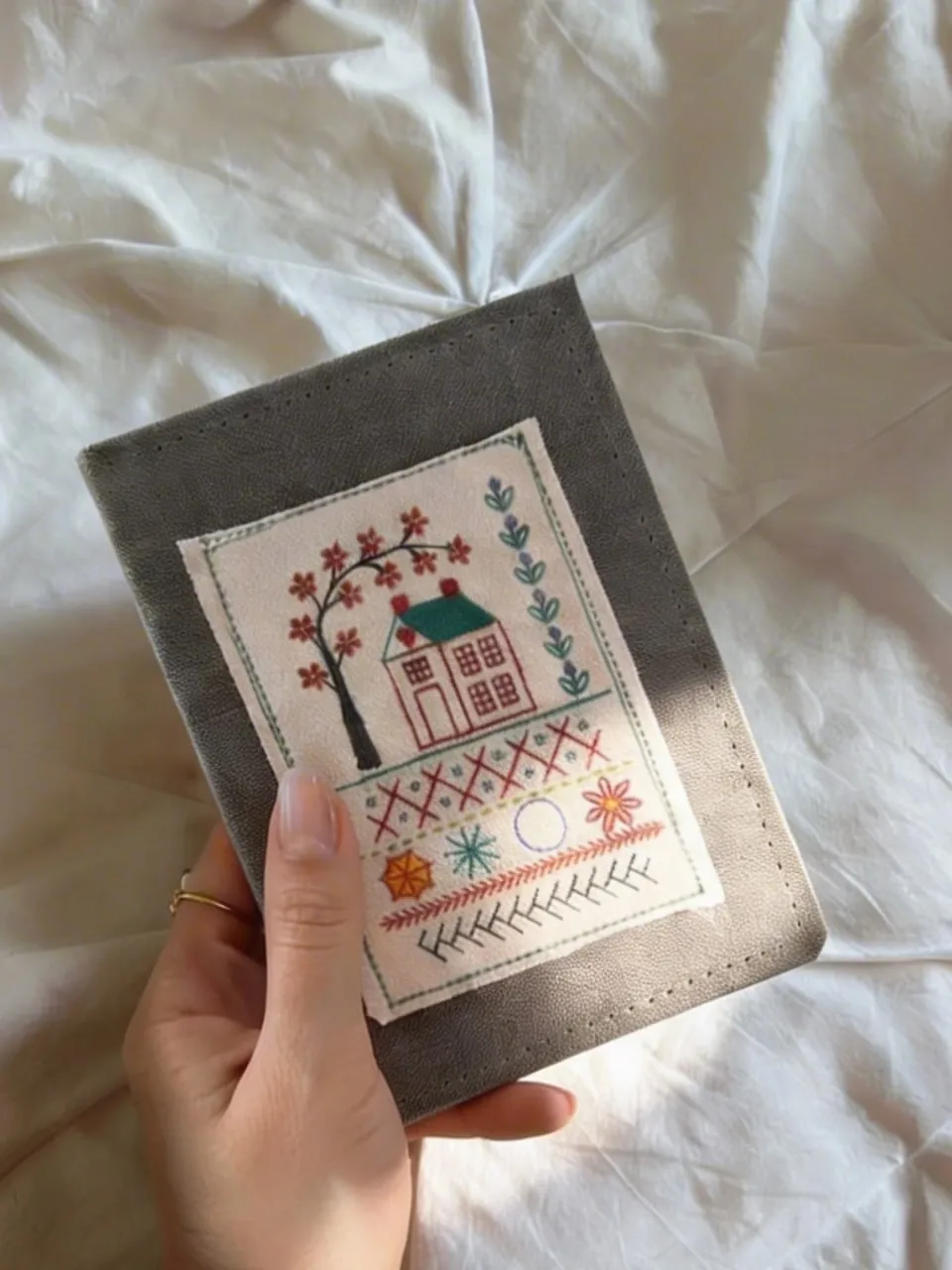 Книга по вышивке