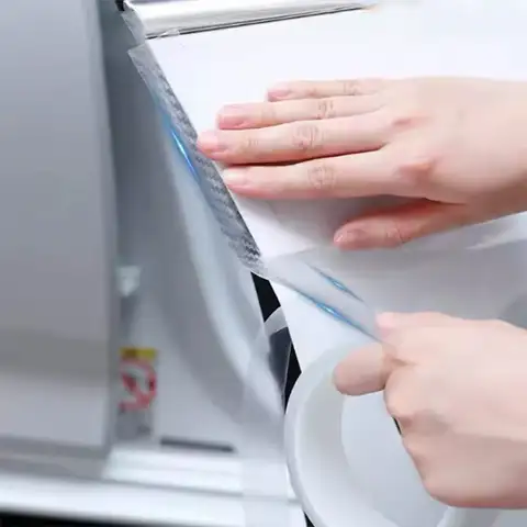 Снимается без повреждений
