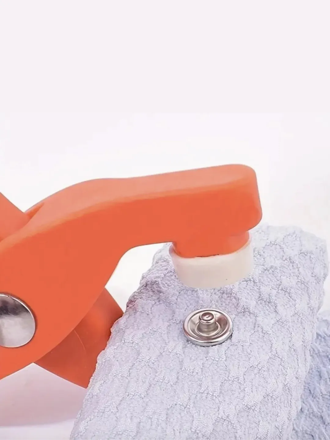 Набор швейных кнопок с зажимом