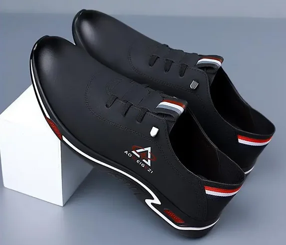 Легко сочетаются с классическим костюмом